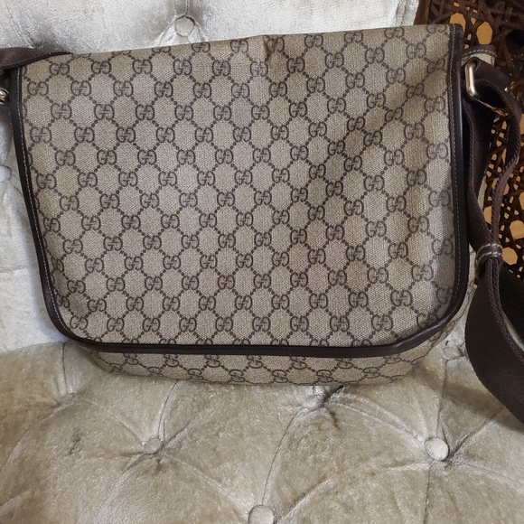 Gucci Beige and Brown Crossbody Bag - Picture 2 of 11